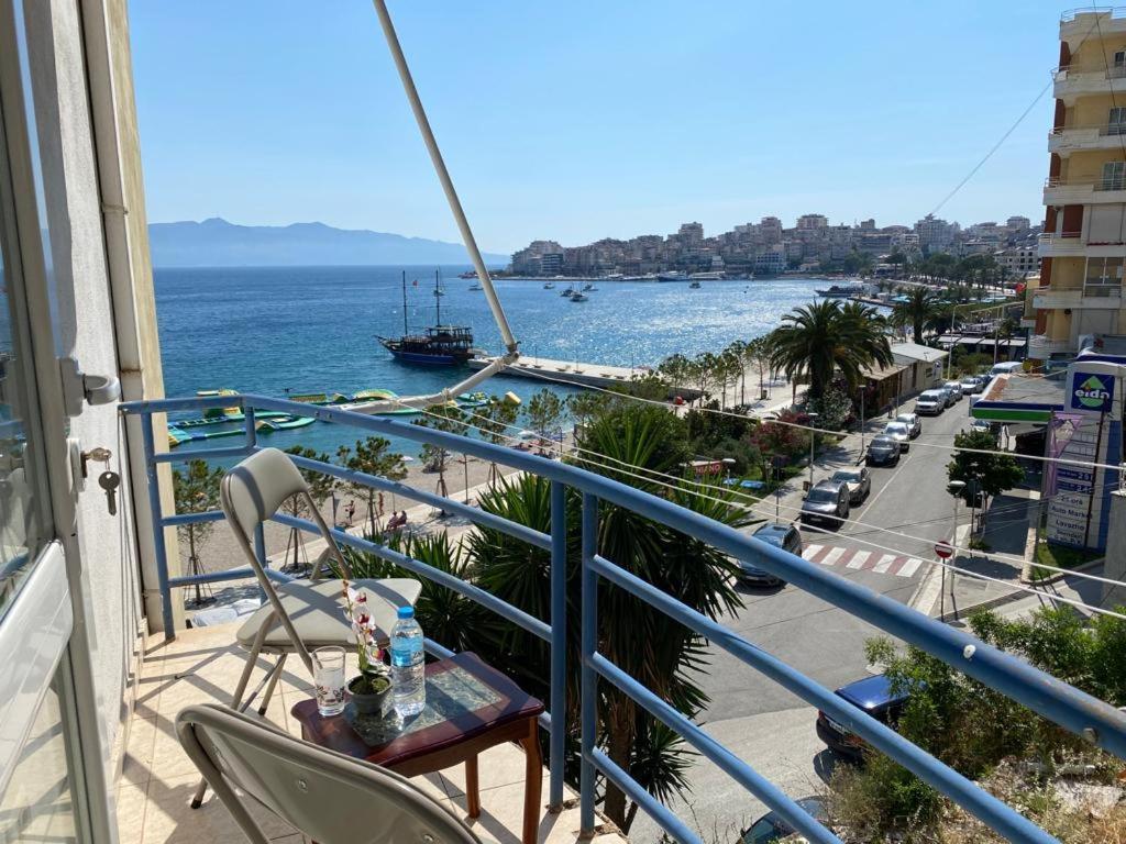 Sea Breeze Apartment Sarande Bagian luar foto